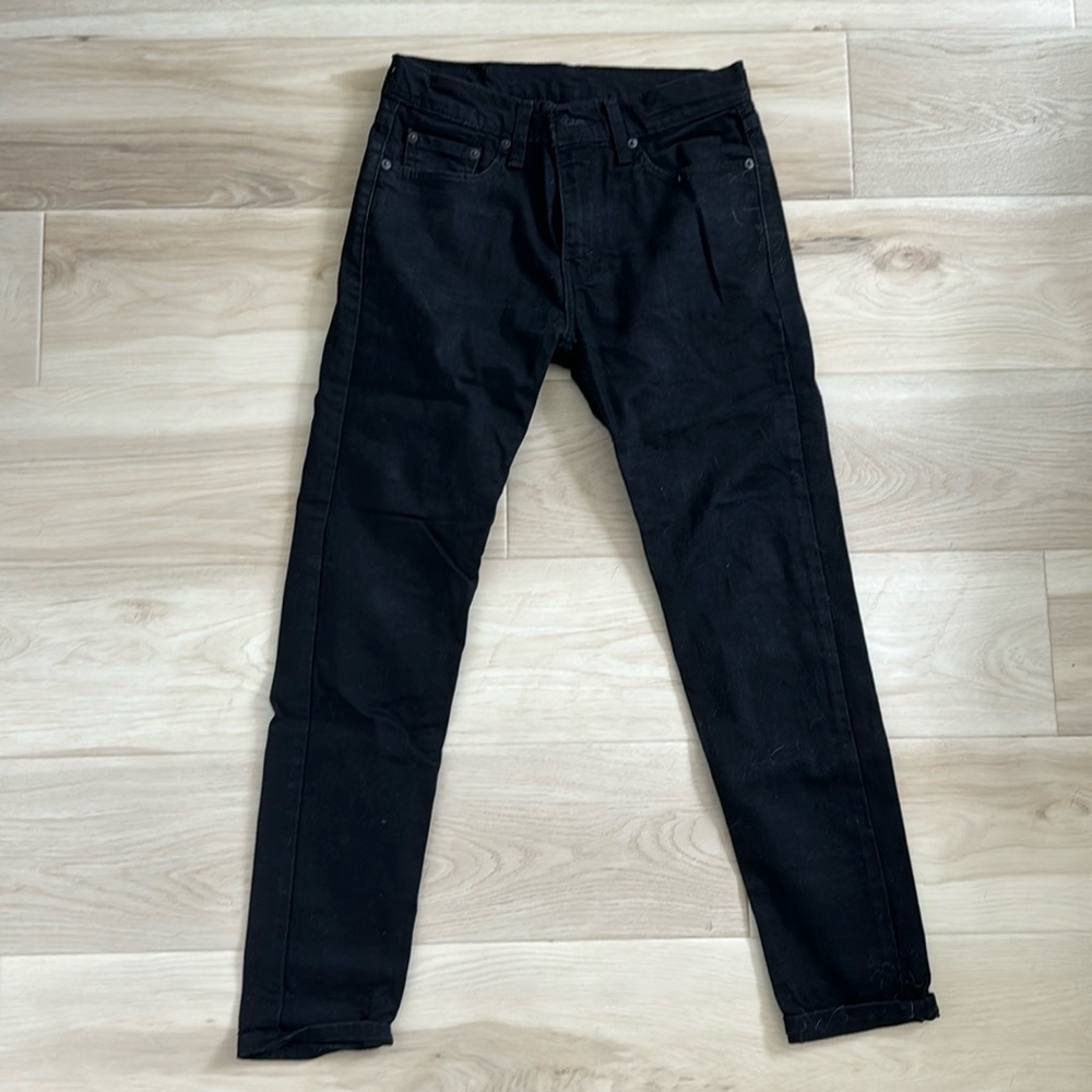 29 x 30 Levi 512 black jeans